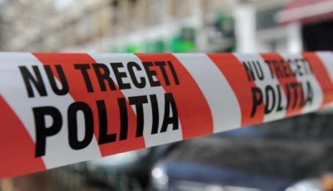 Sinucidere sau crimă? Tânără găsită cu un cuțit înfipt în piept - femeieinjunghiata-1588448131.jpg