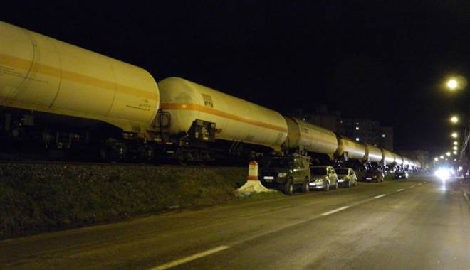 Femeie lovită  de tren, la Mangalia - femeielovitadetren-1417962744.jpg