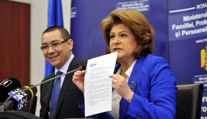 Femeile din PSD, alături de Ponta și Dragnea - femeiledinpsd-1418567830.jpg