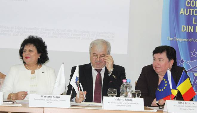 Femeile-primar  din Moldova  și România, proiecte  de dezvoltare locală - femeileprimardinmoldova-1430238805.jpg