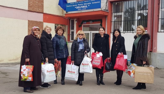 Femeile din PSD Constanța au oferit  daruri micuților de la Centrul 