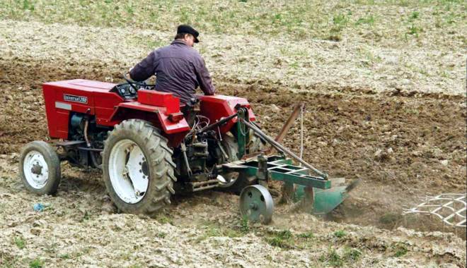 Fermierii vor putea depune mai multe proiecte de finanțare în cadrul aceleași sesiuni - fermieriipotdepune-1455458524.jpg