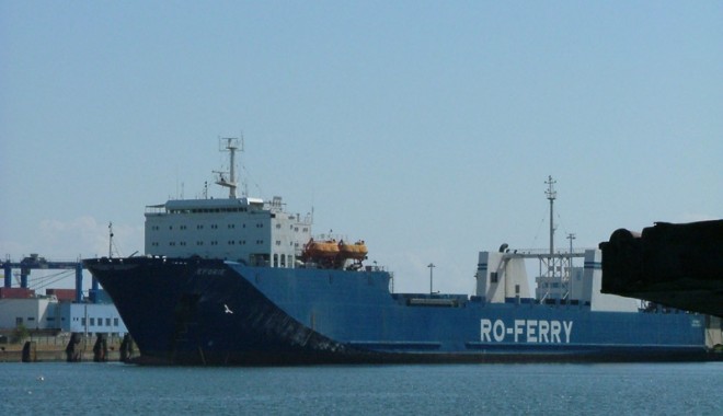 Ferry-boat-urile 