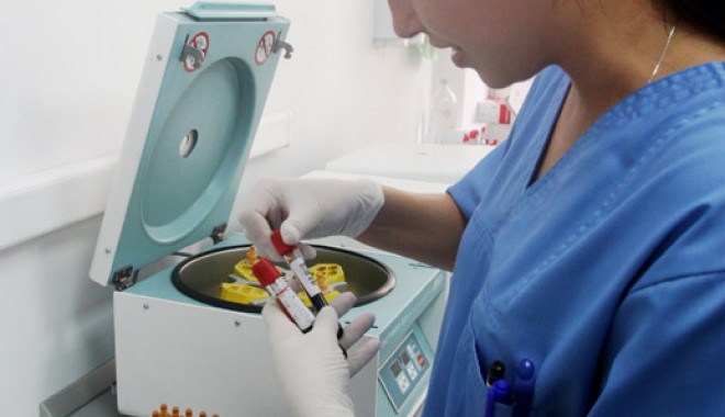 Peste 130 de cupluri, incluse în programul de fertilizare in vitro - fertilizareinvitrominister-1312992197.jpg