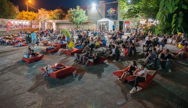 Festivalul Cinemascop, la final. Eforie colorat continuă - festivalulcinemascop-1628752950.jpg