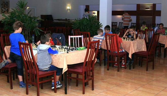 Festival internațional de șah, la Jupiter - festivalulsahjupiter3-1434479263.jpg
