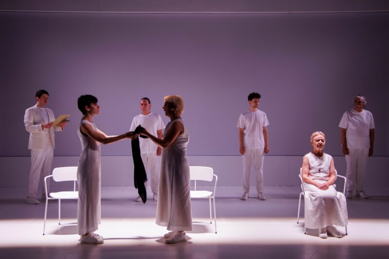 Teatrul de Stat Constanța intră în sezonul marilor festivaluri naționale. „Incendii” ajunge la Piatra Neamț și Sibiu