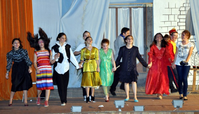 Festivitate de premiere la Festivalul 