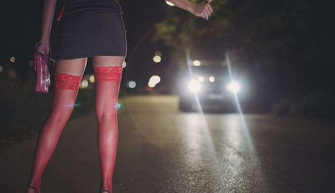 Caz revoltător în Italia. Român arestat după ce a exploatat sexual mai multe minore - fete-1576534126.jpg