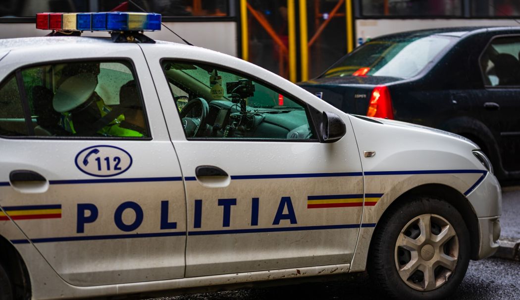 Caz revoltător! O fetiță de 11 ani a fost exploatată sexual de trei persoane