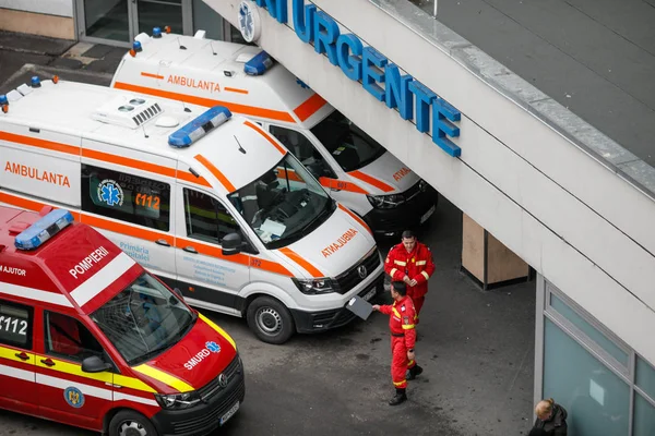 Accident cumplit. O copilă a ajuns în stare gravă după ce gardul a căzut peste ea - fetita-zid-1773041646.webp