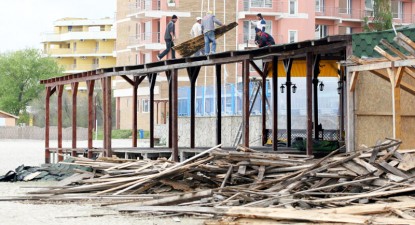 Litoralul românesc amenințat de un nou val de demolări - ff079df536ba9f5cc6ea9a056d8e4b1c.jpg