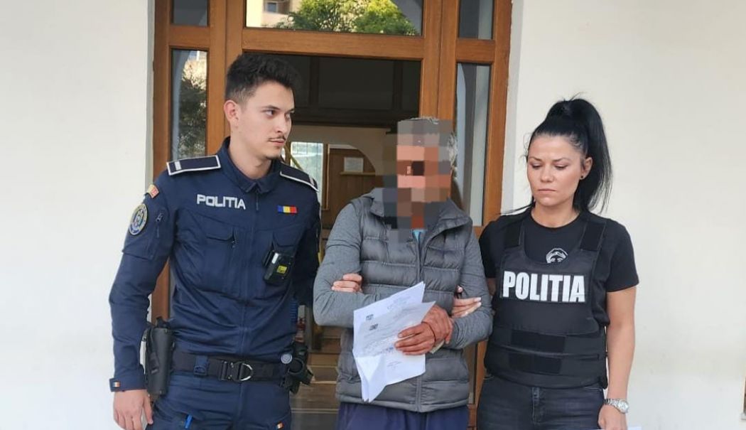 Prins în flagrant pentru tentativă la furt calificat. Individul arestat pentru 30 de zile - ff31571535804e279b65e97466015ca8-1728655153.jpg