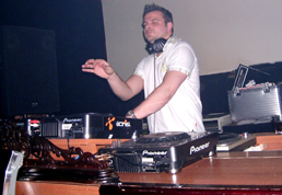 ATB vine la Mamaia - ff36b41817811eaa7d22ac0b6b435c77.jpg