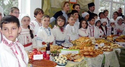 Tradiția sfinților din făină merge mai departe - ff3abdde2e9be932c2940d11e1d7998d.jpg
