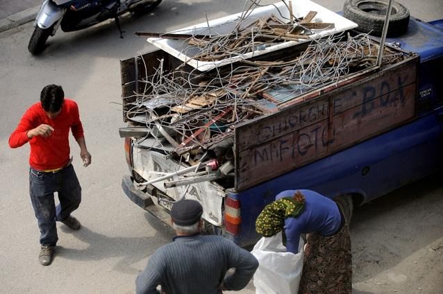 „Fiare vechi cumpărăm!” Român condamnat la închisoare pentru colectarea ilegală de fier vechi