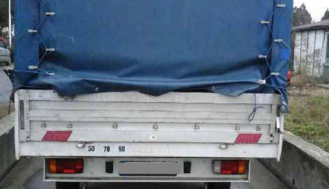 Autocamionetă furată din Italia, descoperită la Constanța - fiat-1451401866.jpg
