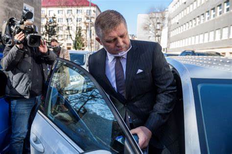 Informația zilei despre starea de sănătate a premierului slovac, împușcat zilele trecute