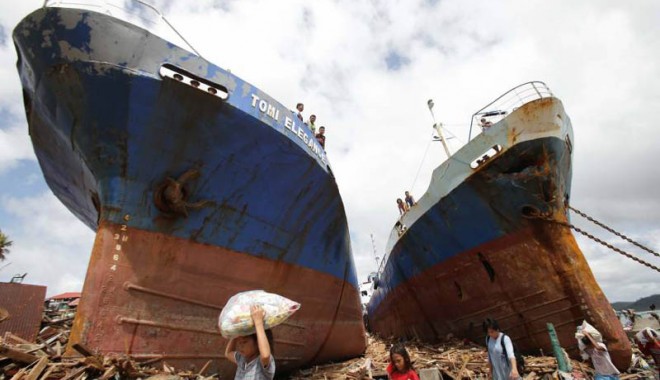 Filipinele, devastate de taifunul Haiyan. Stare de urgență în insula Leyte - filipine-1384179810.jpg