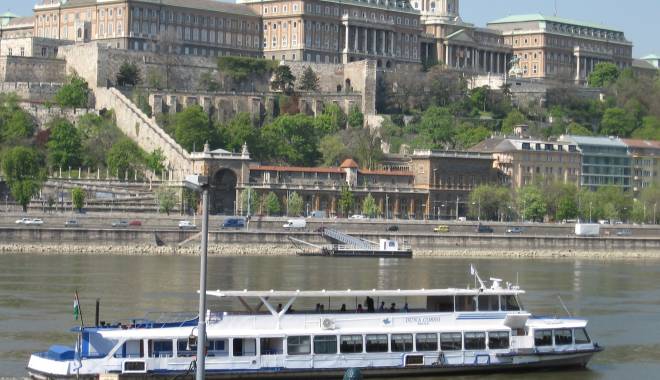 Cea de-a X-a ediție a filmului românesc, la Budapesta - film-1444136880.jpg