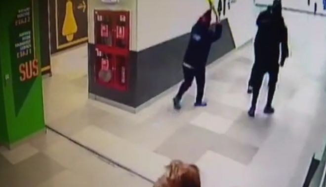Bărbatul suspectat că a spionat femei în toaleta unei clinici din Capitală, arestat pentru 30 de zile - film-1674234080.png