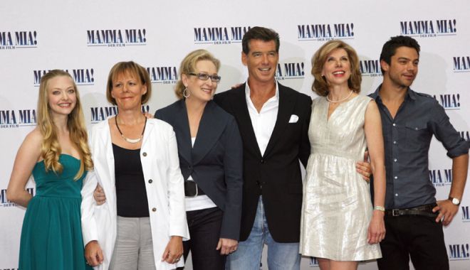 Mamma Mia!  Meryl Streep și Pierce Brosnan vă invită la film - filmemamamia-1531489526.jpg