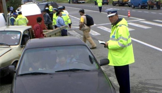 Persoane  și autoturisme, depistate în urma cooperării Schengen - filtrurutier1-1349654953.jpg
