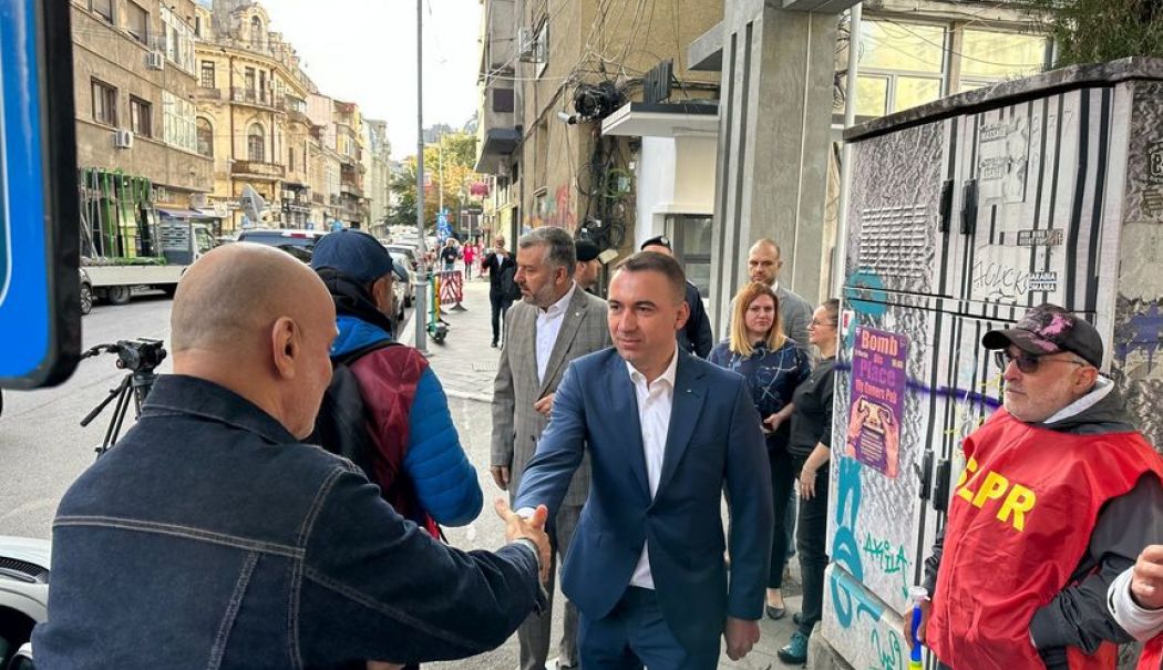 Bogdan Ivan: S-a ajuns la o formă finală a Contractului colectiv de muncă dintre sindicatul reprezentativ şi Poşta Română - final-greva-posta-1712081438.jpg