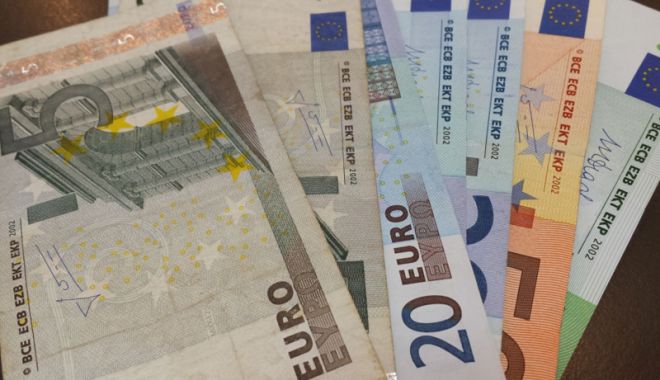 Finanțele au vândut euroobligațiuni de 2 miliarde de euro - finanteleauvandut-1517762480.jpg