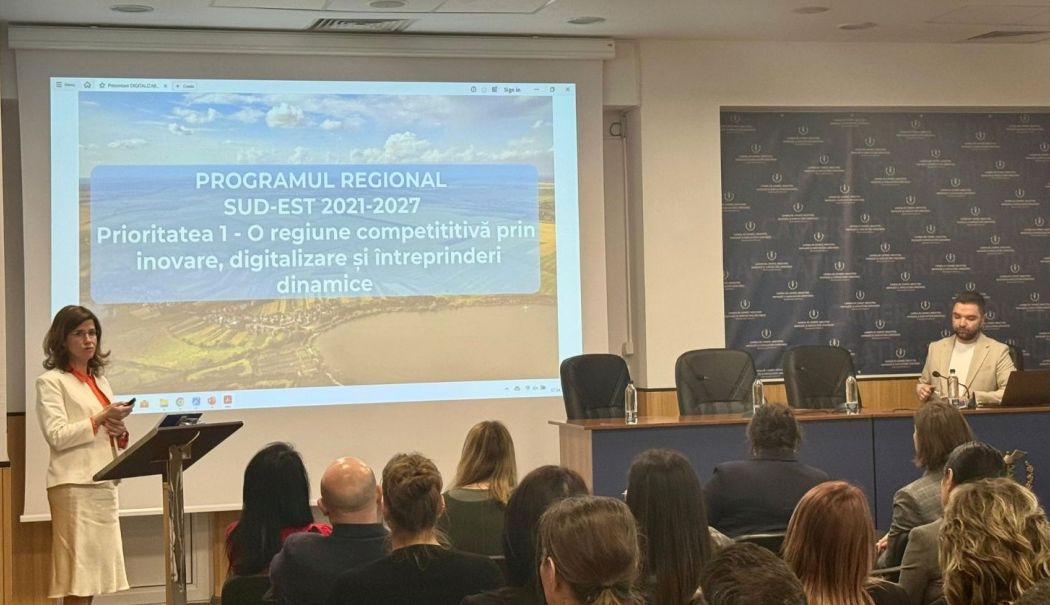 Firmele constănţene, consiliate pentru atragerea de finanţare - firme-1744553238.jpg