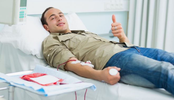 Fiți eroii semenilor care zac pe paturile spitalelor! Donați sânge! - fitieroi1-1555432599.jpg