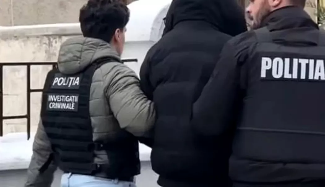 Tânărul român care și-a omorât mama în Franța a fost recunoscut și arestat - fiu-ucigas-1768465731.webp