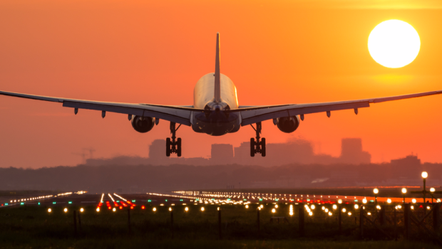 Aeronavele Boeing 737 MAX 8 inca stau la sol - flightdelay-1555078848.jpg