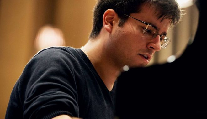 Astăzi, doi pianiști celebri, în recital la concursul „Constanța International Competition-Festival for Young Pianists” - florian-mitrea-1698313998.jpg