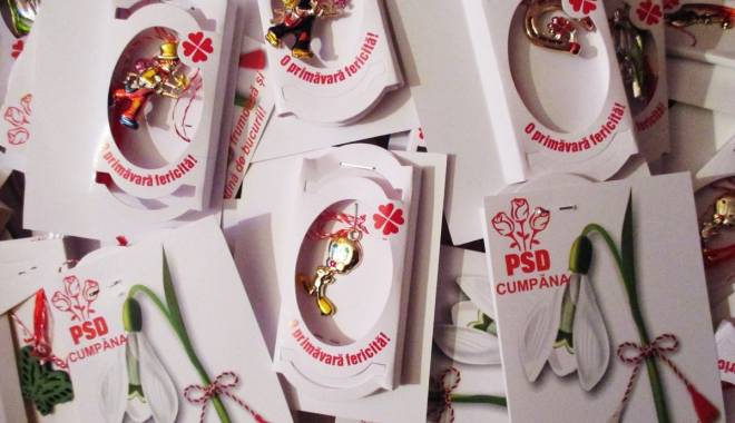 PSD Cumpăna, flori și mărțișoare pentru toate femeile din comună - floricumpana-1456837513.jpg