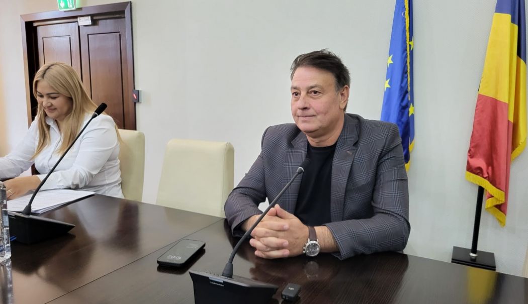 Florin Mitroi a convocat CJC în ședință ordinară. Iată pentru ce se cere votul aleșilor județeni - florin-mitroi-17-1763815676.jpg
