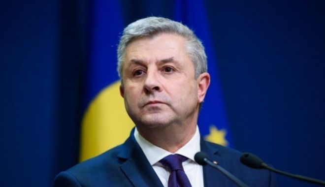 Florin Iordache, prima reacție după apariția scrisorii în care i se cere demisia lui Dragnea - floriniordachecomisie90002800-1537354999.jpg