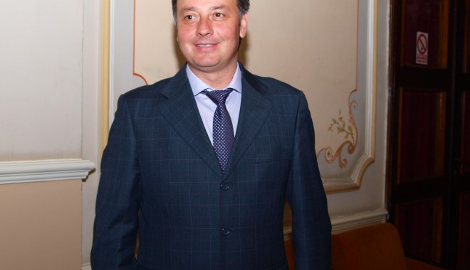 Primarul Florin Mitroi își lansează candidatura pentru un nou mandat - florinmitroi1-1338106531.jpg