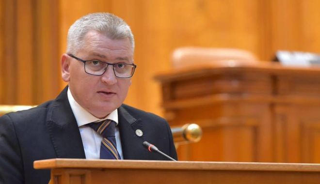 Proiect: Lucrătorii fostei Securităţii nu pot candida la funcţii publice