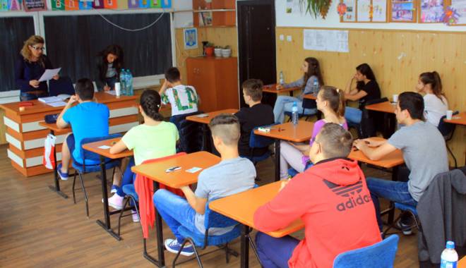 Foarte important pentru elevi: când se dau simulările - foarteimportant-1453141204.jpg