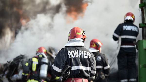 INCENDIU ÎN CASA HRISICOS din Constanța! - foc-1603790400.jpg