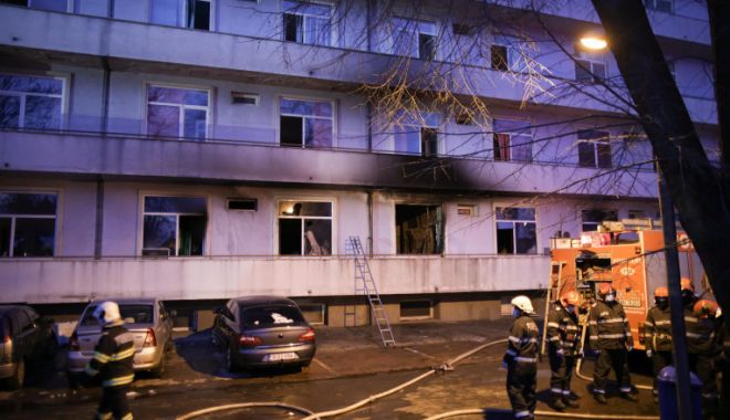 Un nou deces în rândul pacienților transferați din pavilionul afectat de incendiul de la Matei Balș - foc-1612768234.jpg