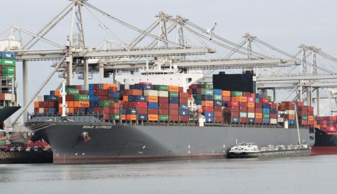 Focar de covid pe un mega portcontainer - focardecovidpeunmegaportcontaine-1638814508.jpg