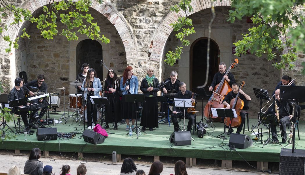 „Folktronica Orchestra” - concert de world music la Grădina Tomis, în cadrul SEAS 2024