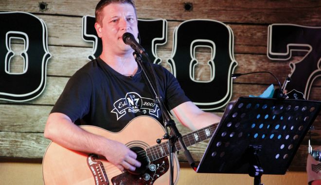 Folk și Rock, pe scena Clubului Doors - folk2-1558033349.jpg