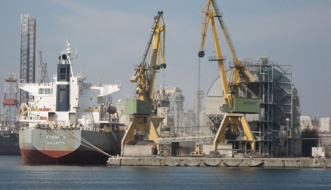 Porturile maritime românești se îndreaptă spre o performanță istorică - fond-1574972975.jpg