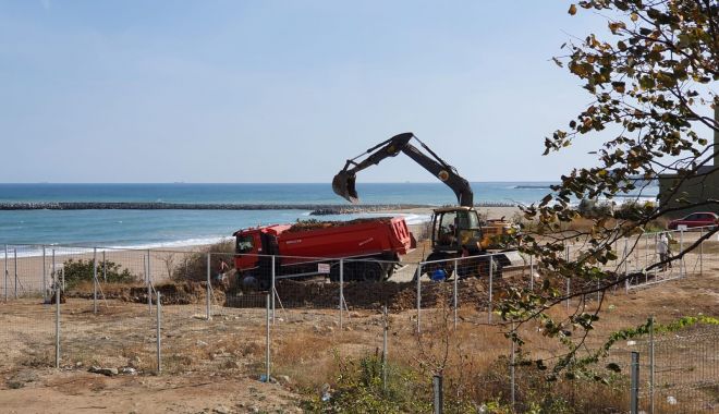 Construcţie fantomă, pe malul mării, în Faleză Nord - fond-1602178981.jpg