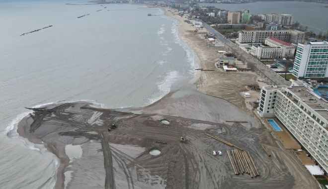 Fără şezlonguri şi beach-baruri pe plajele noi, din Mamaia - fond-1617903427.jpg