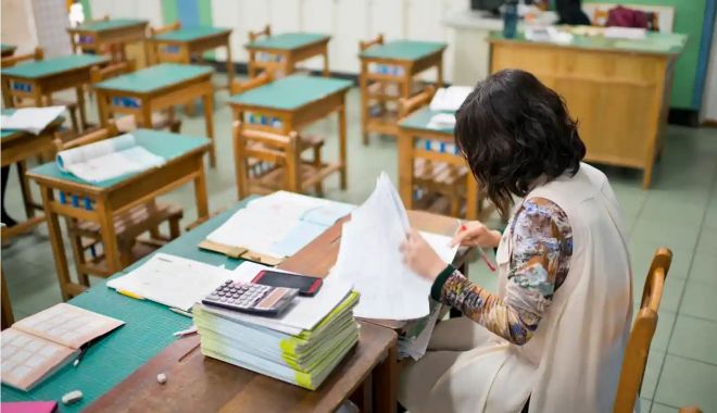 Scandal la examenul pentru Definitivat! Candidatele reclamă exerciții care depășesc programa pentru învățători - fond-1658409099.jpg