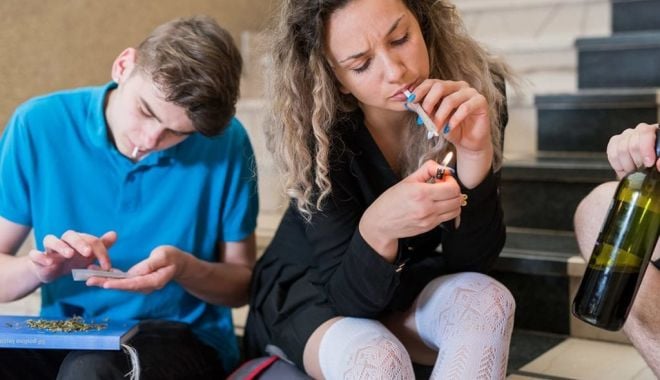 Testarea antidrog în școli, încotro? Elevii se tem de stigmatizare, iar profesorii de atitudinea părinților - fond-1693510826.jpeg